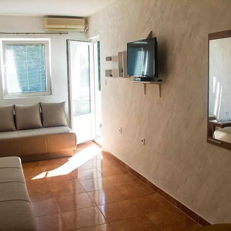 Apartment San Stefan Свети-Стефан Экстерьер фото